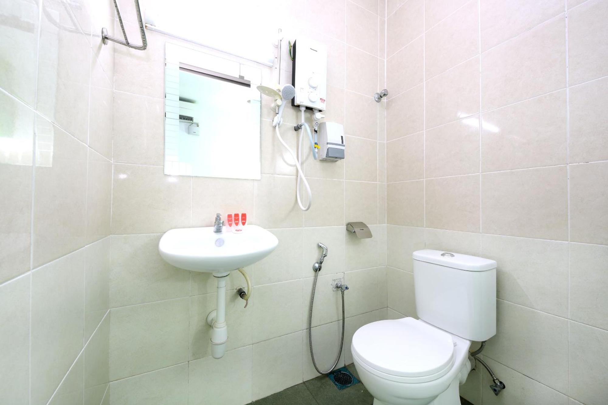 Super Oyo 502 Midah Inn Puchong Exterior photo